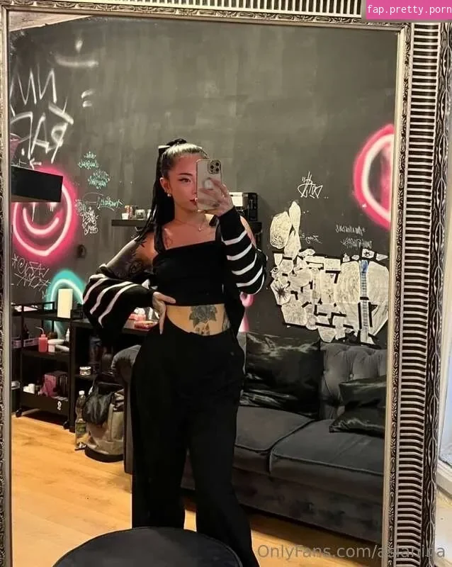 asianiina - Photo #47