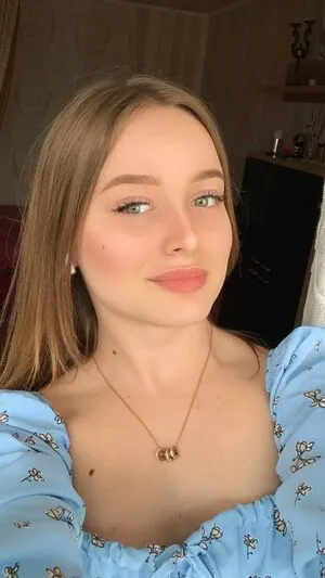 Angelina_4_you content