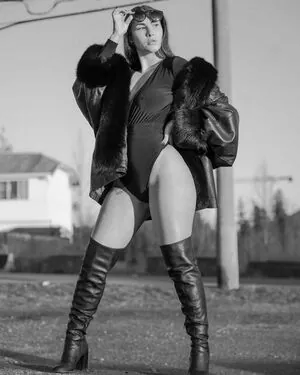 Angela Amethyst content