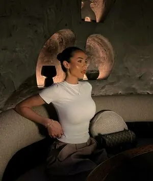 Arianna Ajtar content