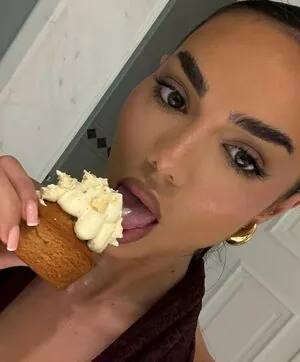 Arianna Ajtar content