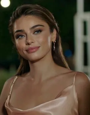 Ayça Ayşin Turan content