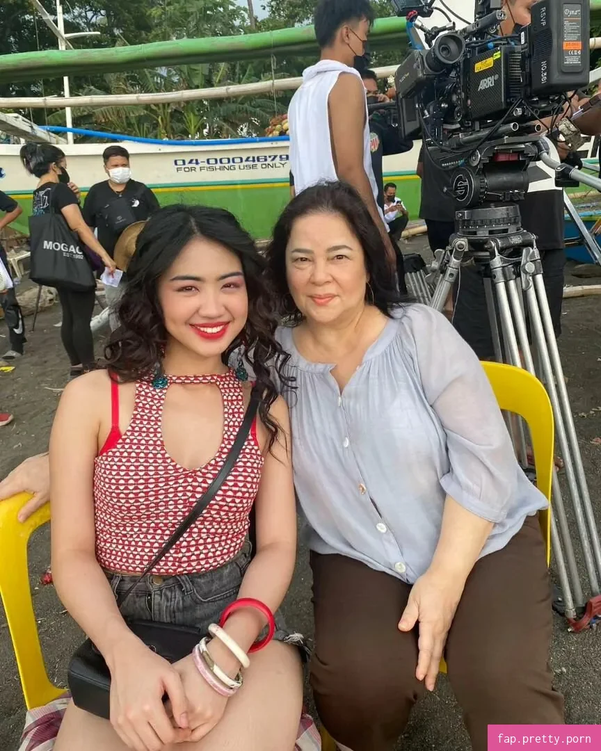 Azi Acosta - Photo #32