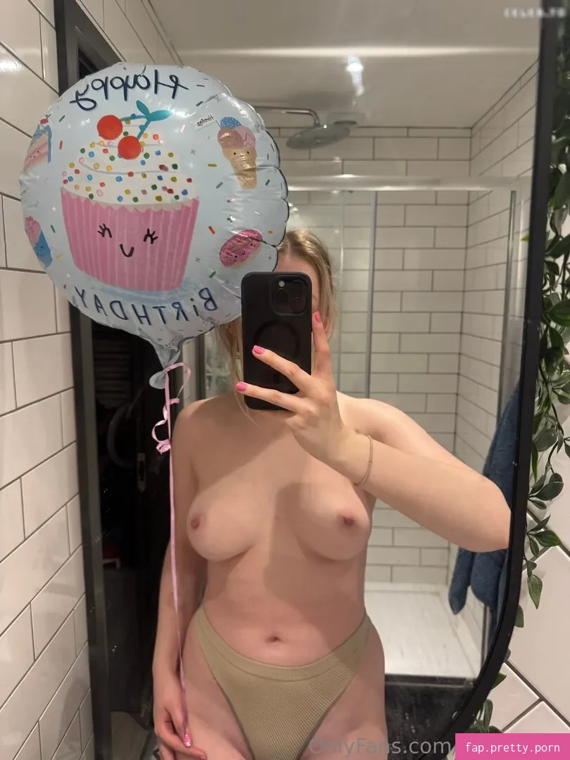 AbbiGilx - Photo #12