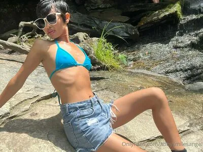 abbysmilesangel content