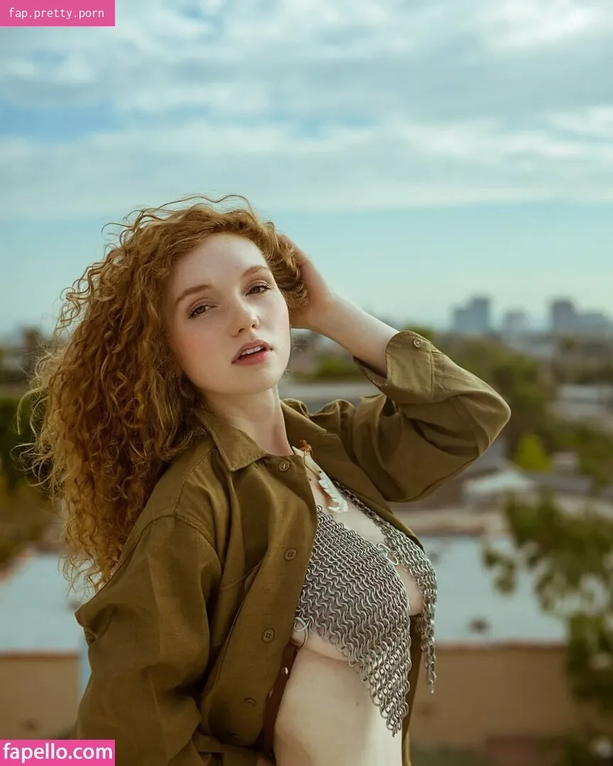 Alexandria Basso - Photo #03