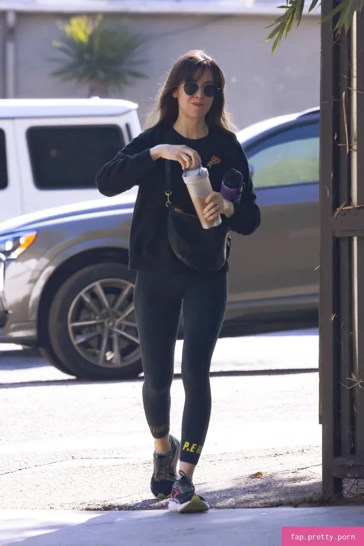 Alison Brie - Photo #19