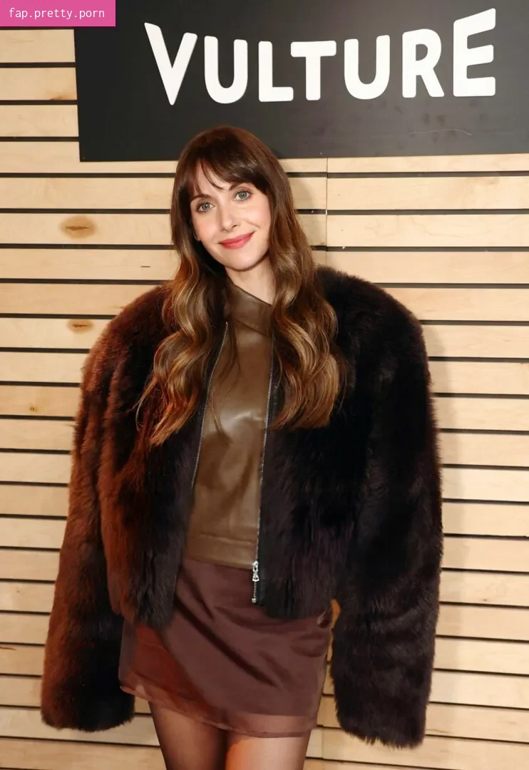 Alison Brie - Photo #43