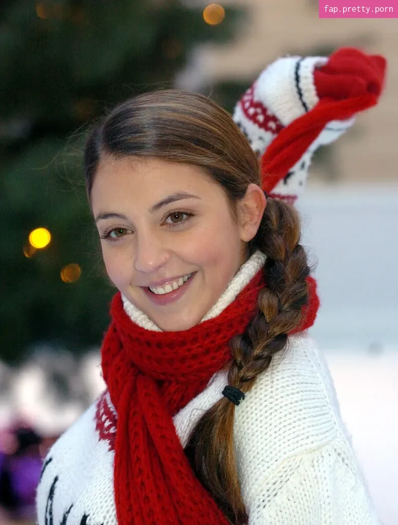 Arzu Bazman - Photo #34