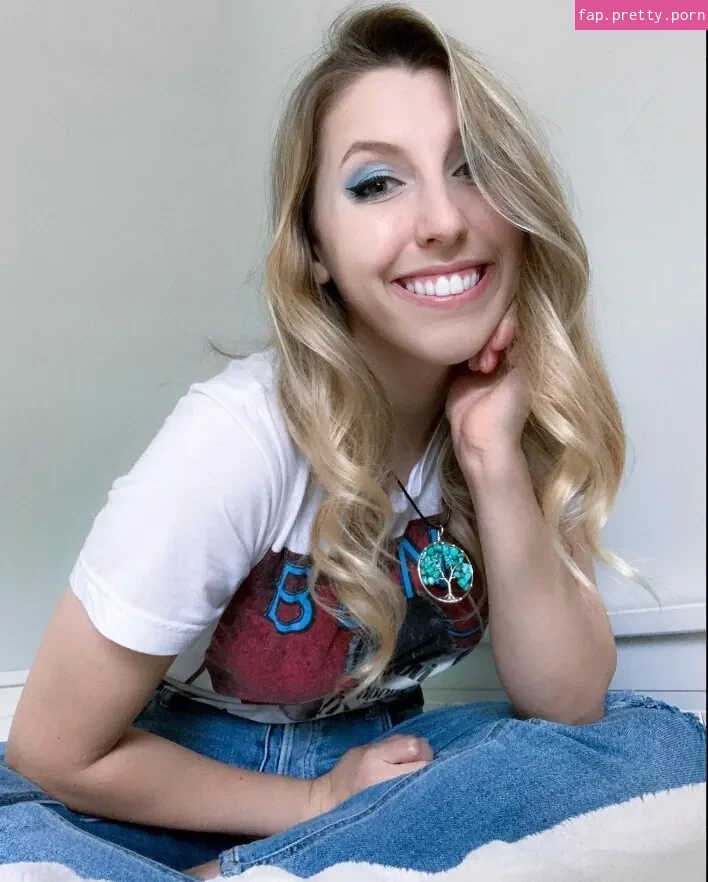 Abigail Cristea - Photo #02