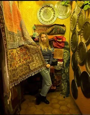 Abigail Cristea content