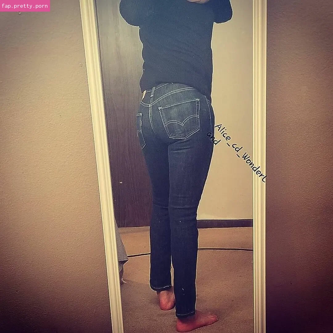 alice_cd_wonderland content