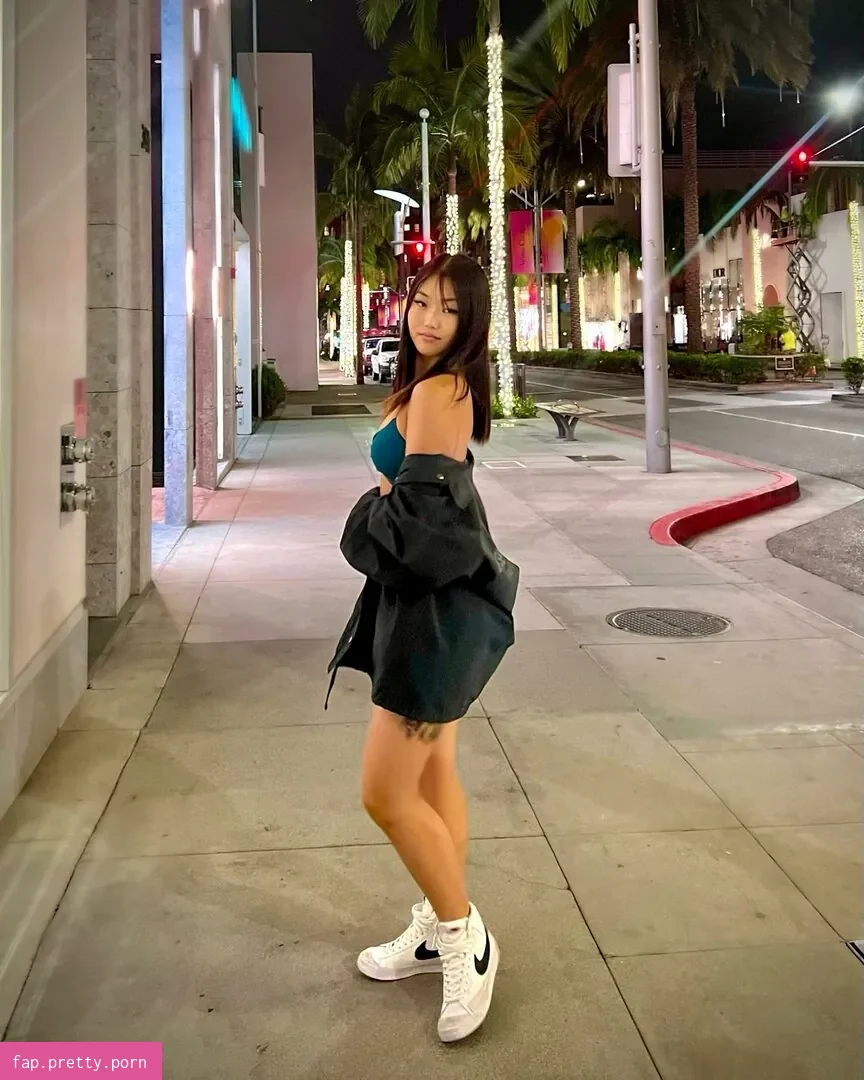 Amanda C Mai - Photo #10