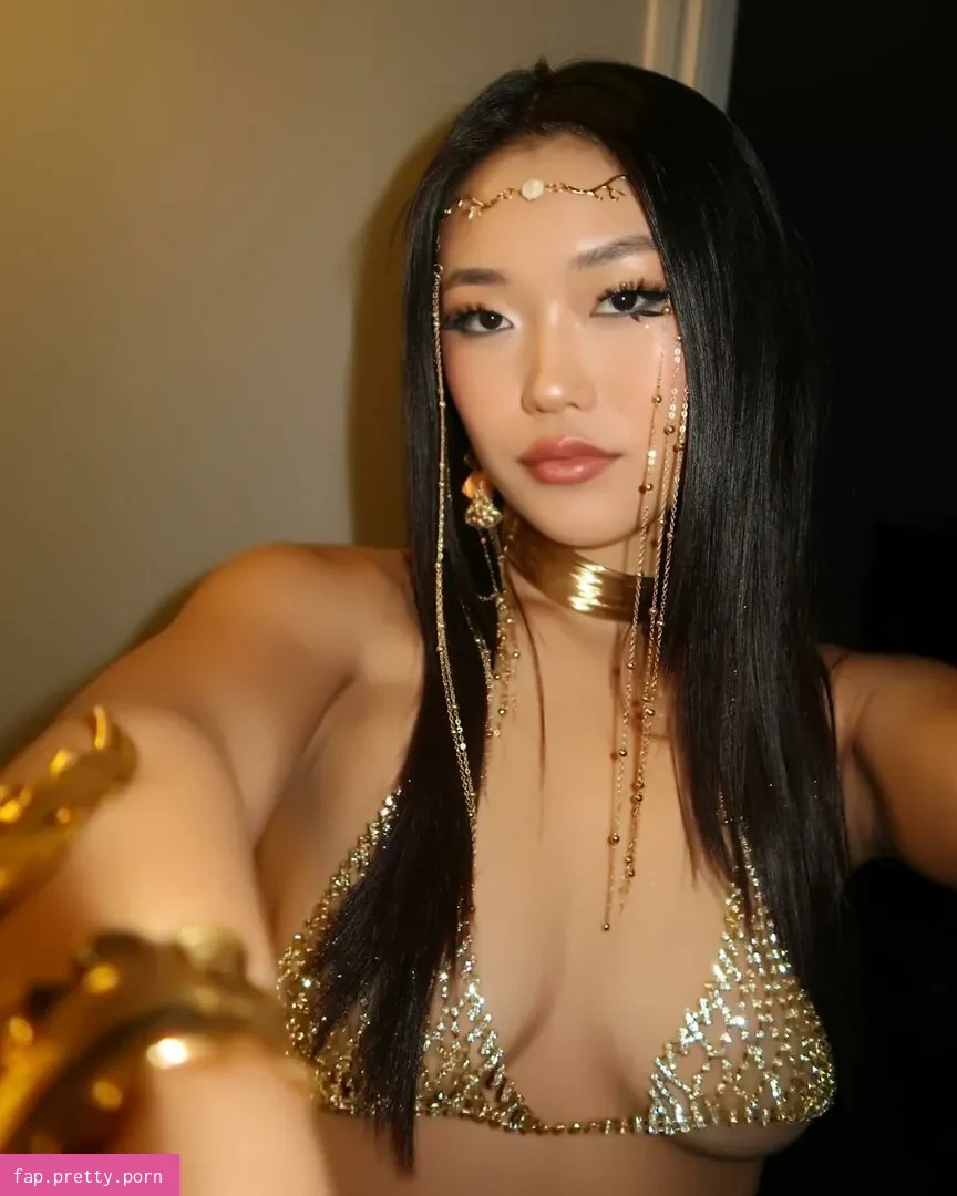 Amanda C Mai - Photo #24