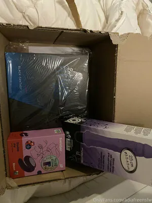 adiafreensfw content