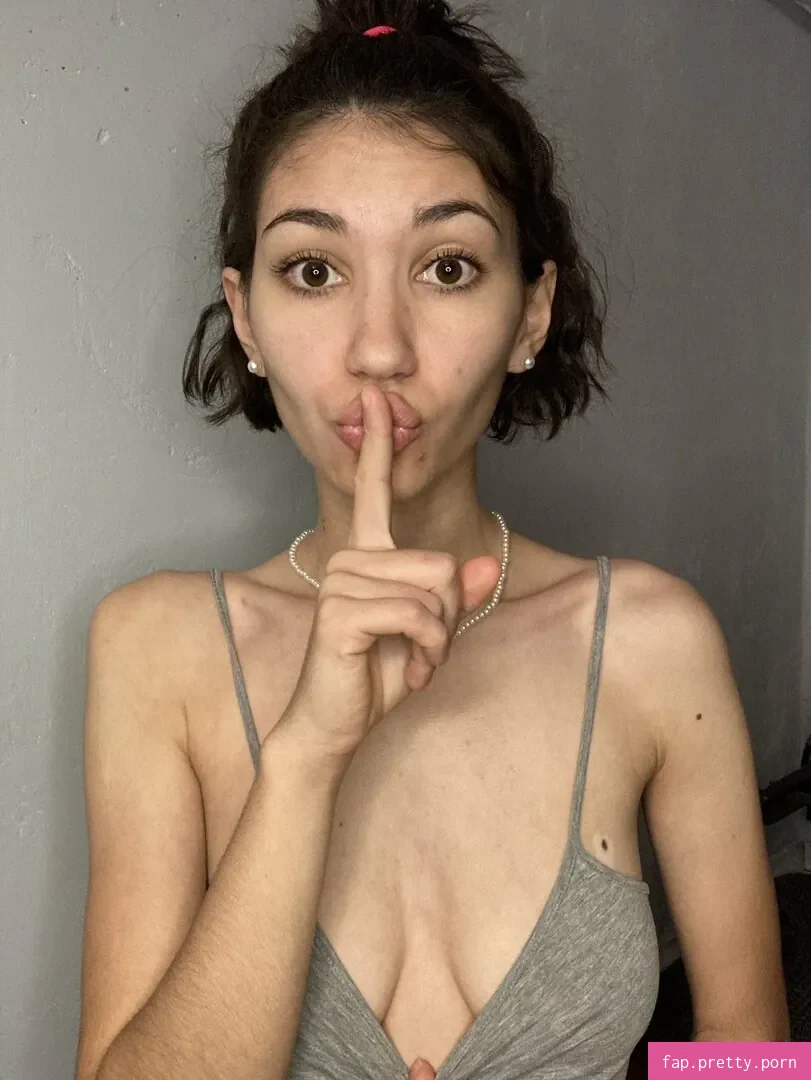 adorable_dina_official - Photo #00