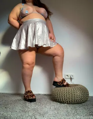 adorethebelly1 content