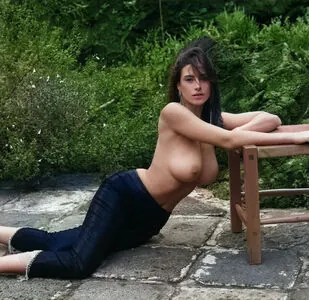 Alejandra Guilmant content