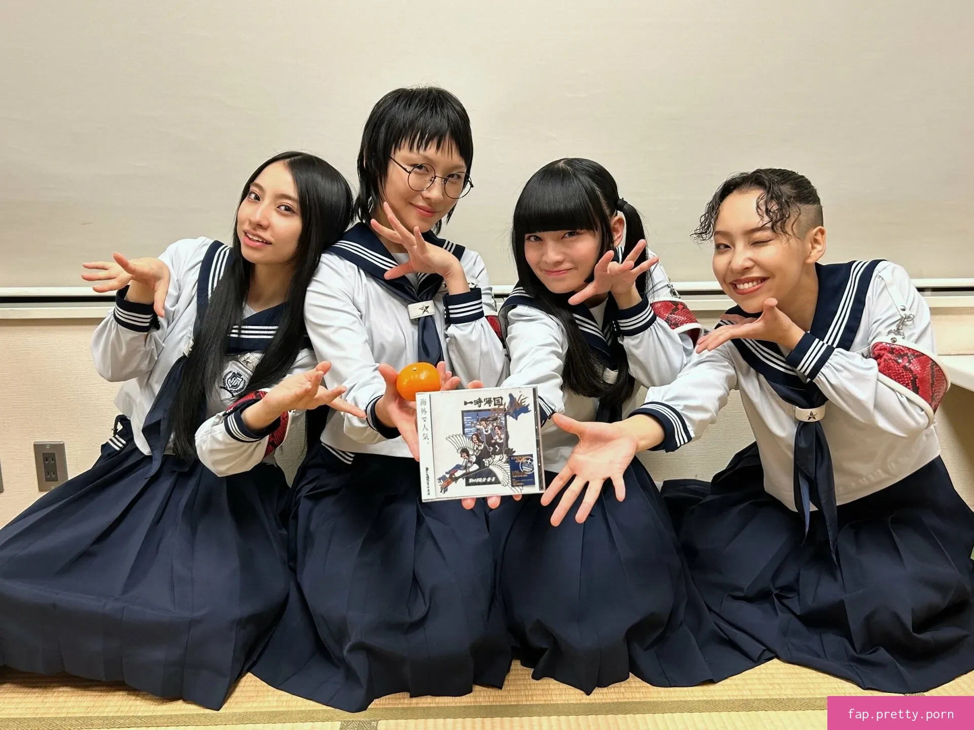 Atarashii Gakko - Photo #05