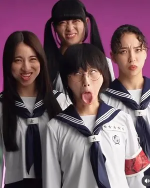 Atarashii Gakko content