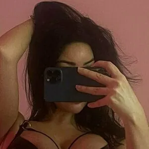 Amber Honeras avatar