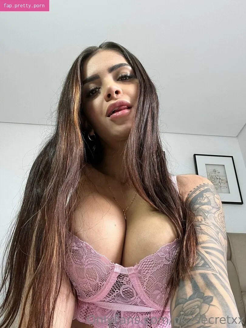 Angie Henao - Photo #23