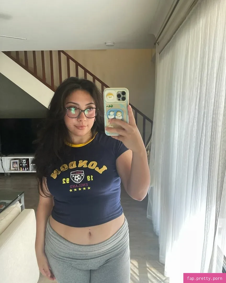 ASMR JADE - Photo #02