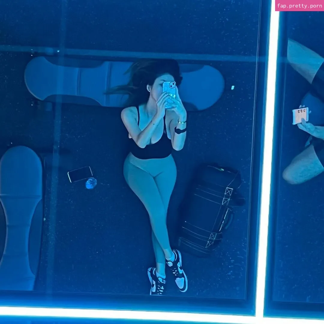 Anastasya Khosasih - Photo #20