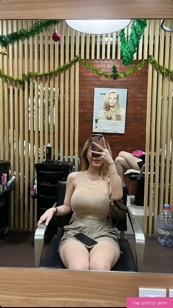 Anastasya Khosasih - Photo #14