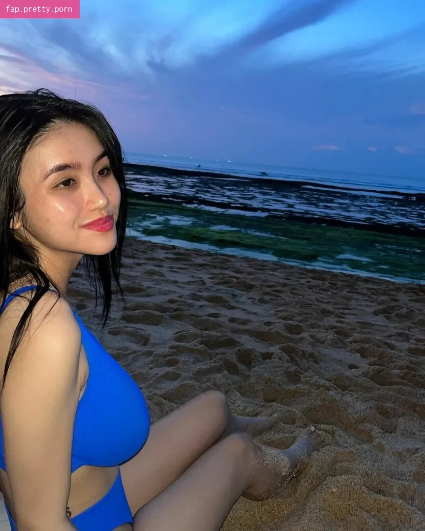 Anastasya Khosasih - Photo #17