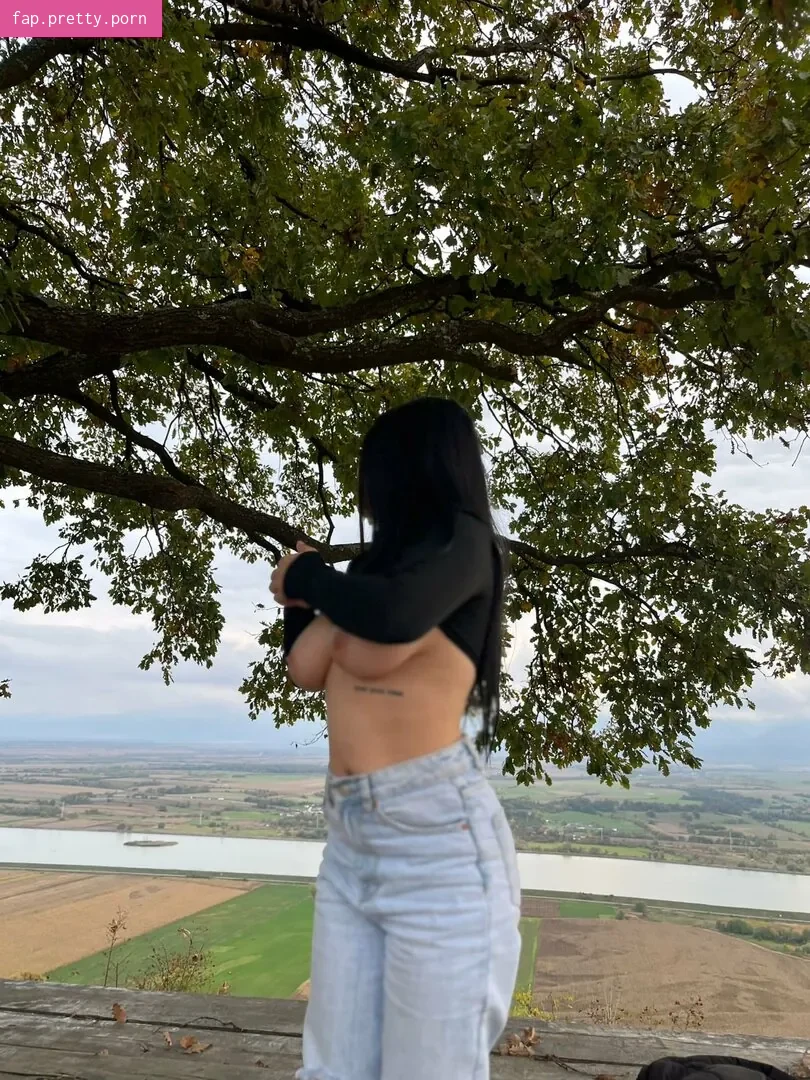 andreea.kg19 - Photo #30