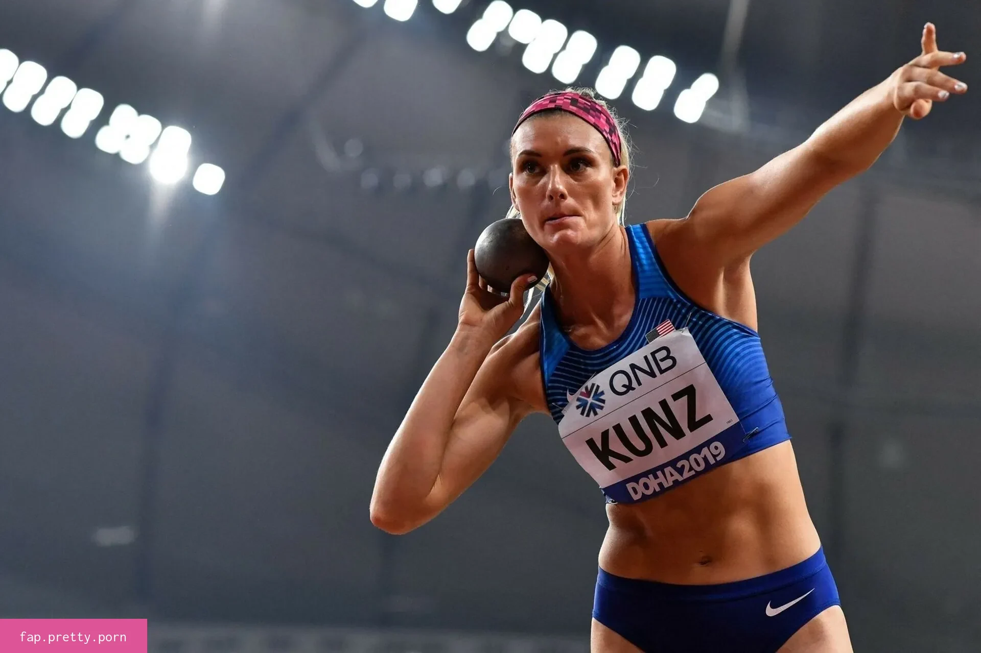 Annie Kunz - Photo #20