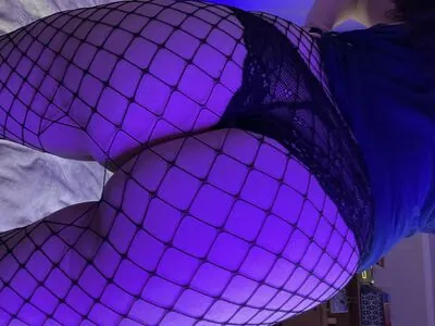 ASMR Kate Lullaby content