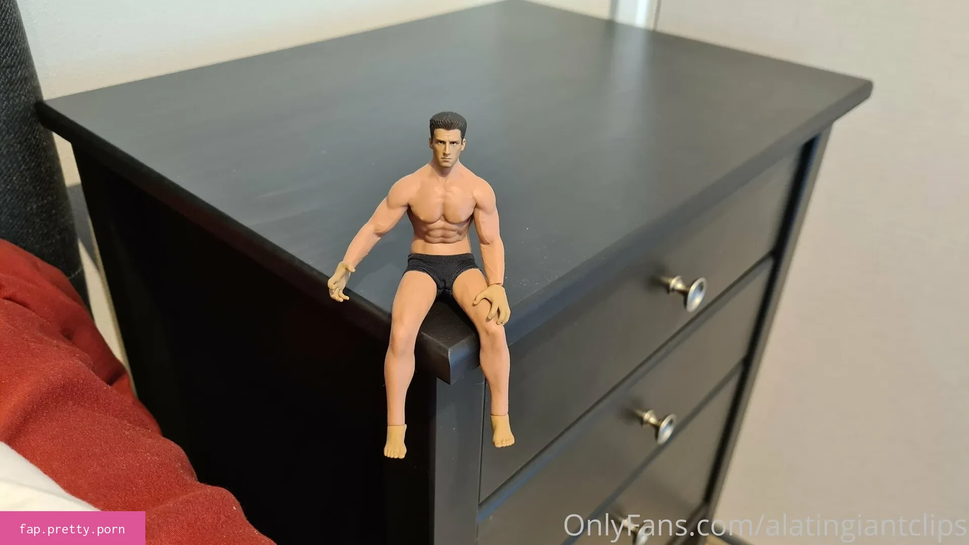 alatingiantclips content