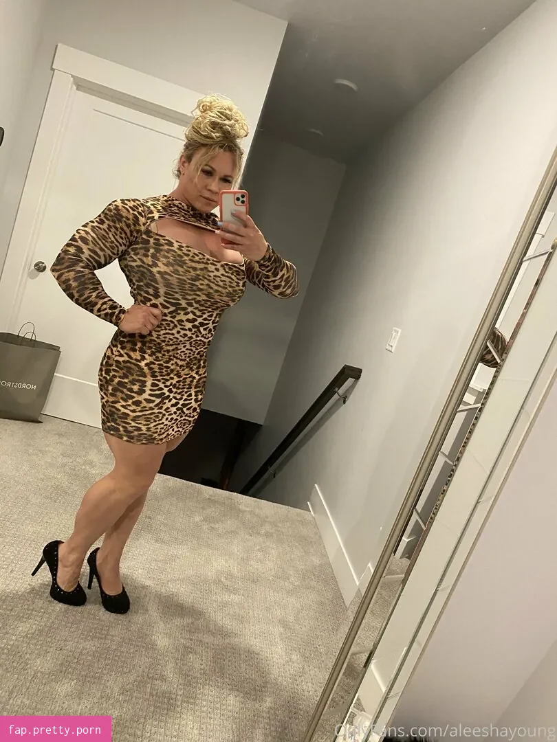 aleeshayoung - Photo #16