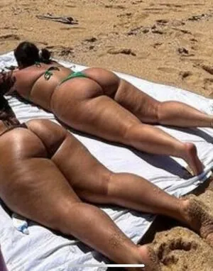 alyssalexi25 content