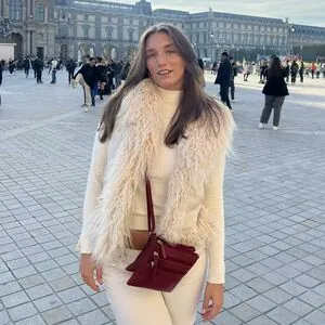 Amelia Loraine content