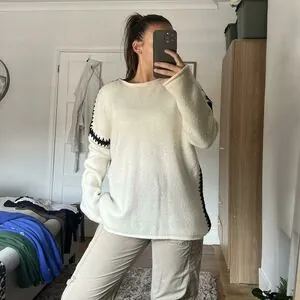 Amelia Loraine content