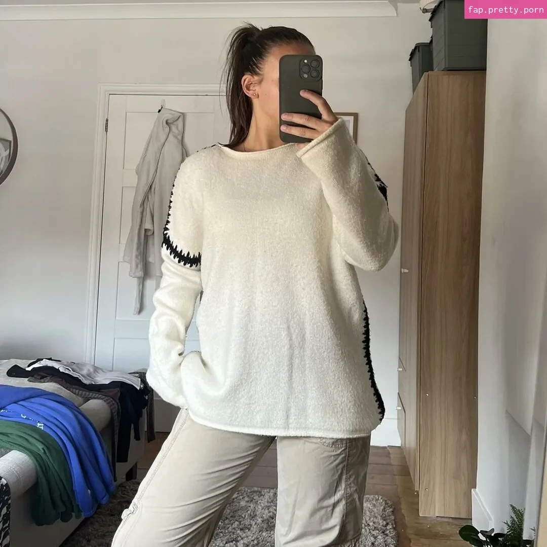 Amelia Loraine - Photo #13