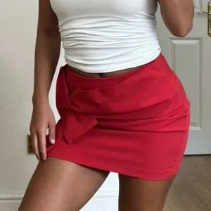 Amelia Loraine content