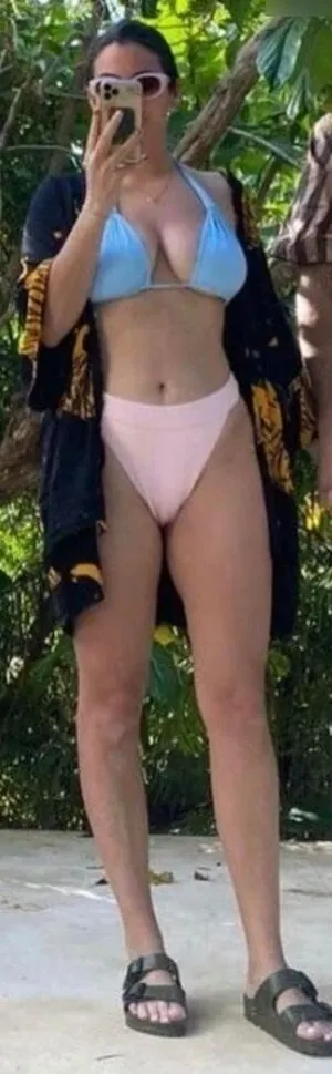 Alanna Masterson content