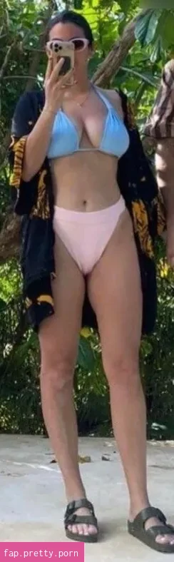 Alanna Masterson - Photo #41