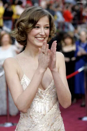 Alexandra Maria Lara content