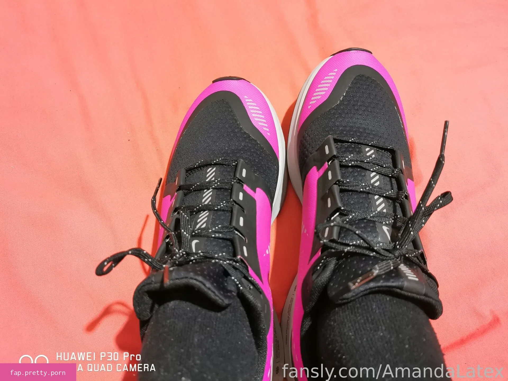 AmandaLatex - Photo #51