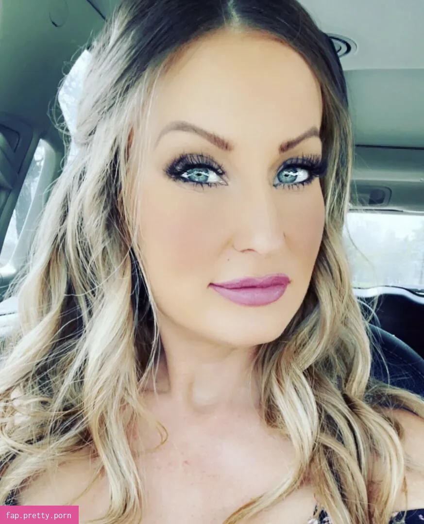 AmberHaines26 - Photo #03