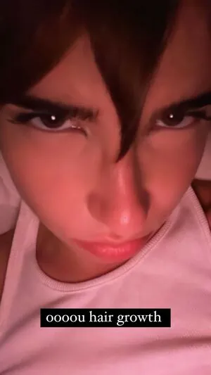 Arielle Maxine content