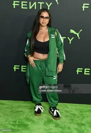 Asia Monet Ray content