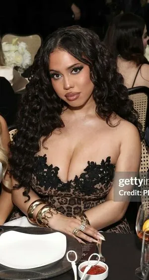 Asia Monet Ray content