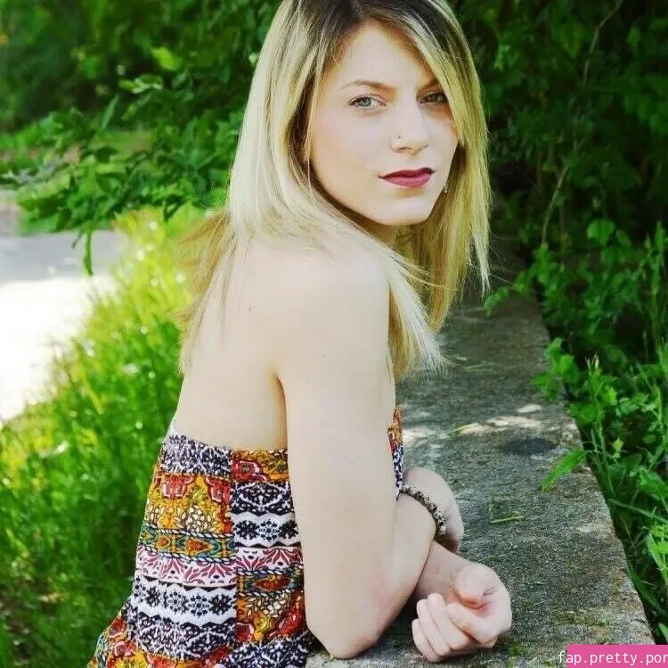 anonymousanneh - Photo #02