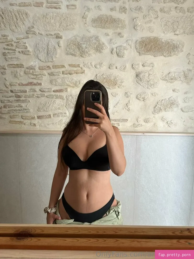 antonellareig - Photo #34